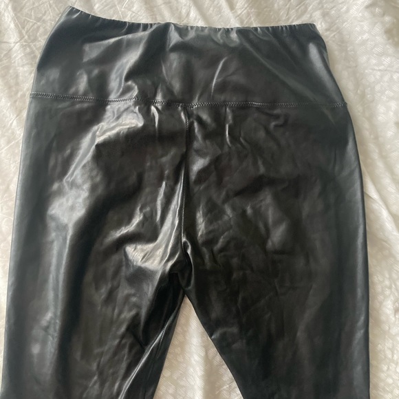 Leather tights - Picture 2 of 2